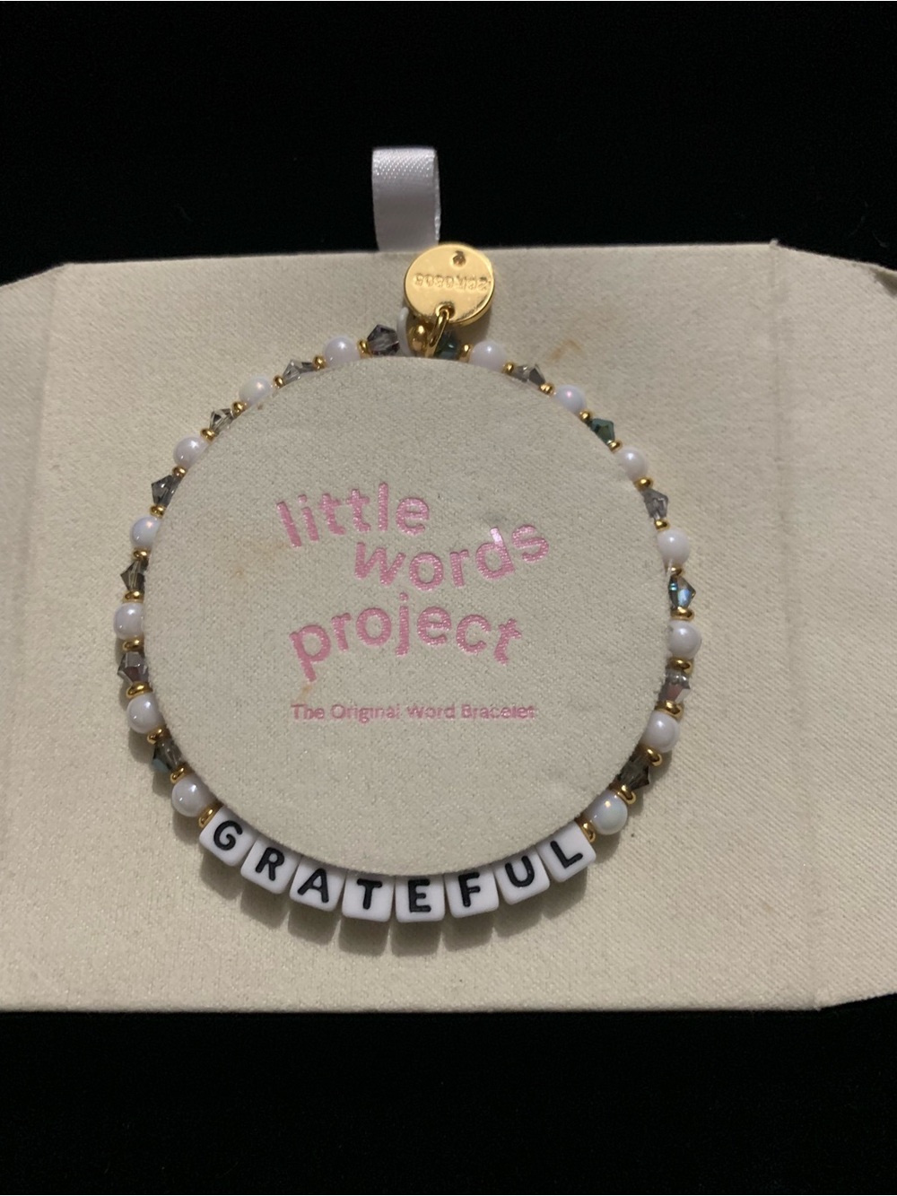 Little Words Project 'Grateful' White & Gold Beaded Bracelet